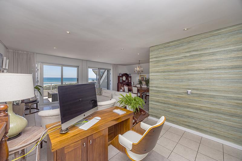 2 Bedroom Property for Sale in Blouberg Beachfront Western Cape